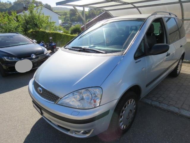 Ford Galaxy 2.3i 16V Trend