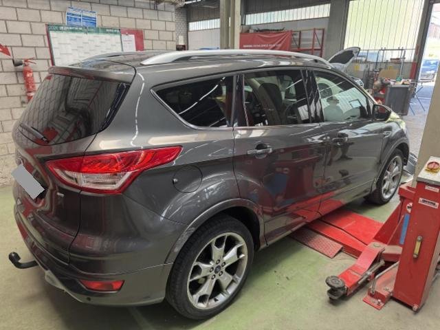 Ford Kuga 2.0 TDCi 180 Carving FPS