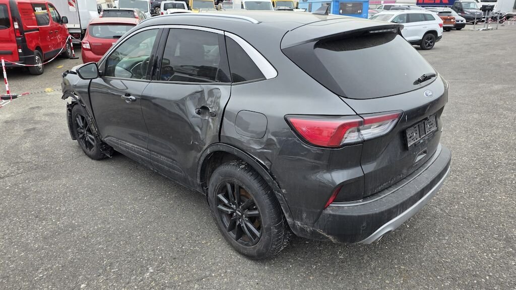 Ford Kuga 2.5 FHEV 4x4