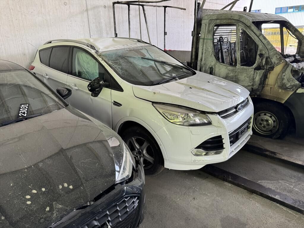 Ford Kuga (CBS)(2013->)
