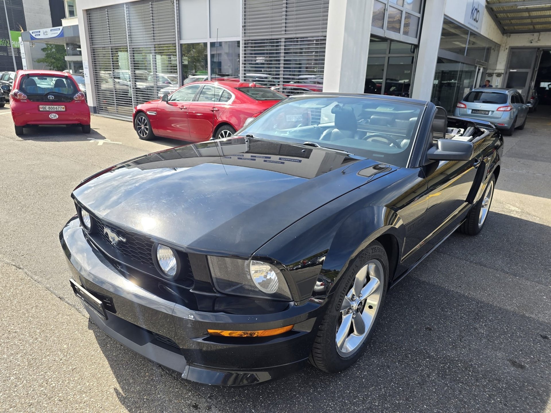 FORD Mustang GT