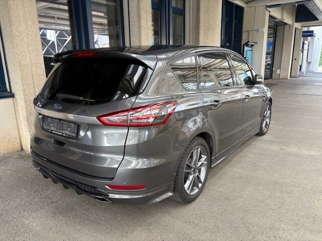 Ford S-Max 240 ST-Line