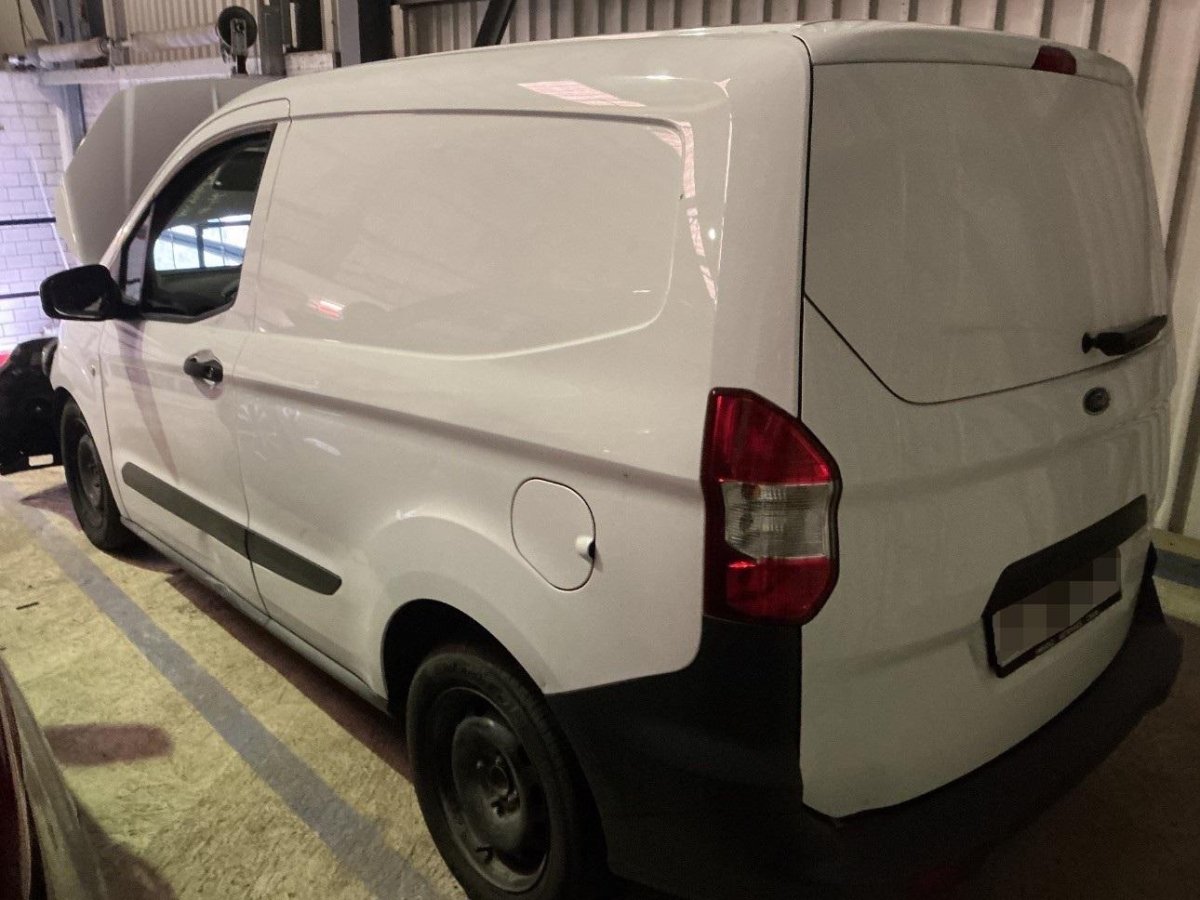 Ford Transit Courier Van 1.0 EcoB Basis, 100 HP