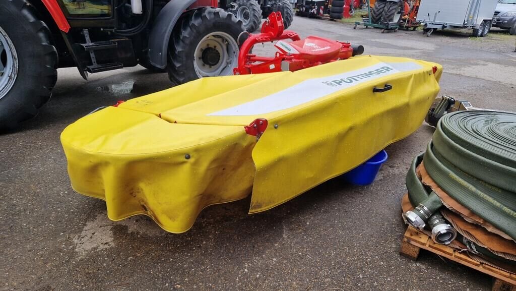 Frontmähwerk Pöttinger Novacat F3100 Alpin