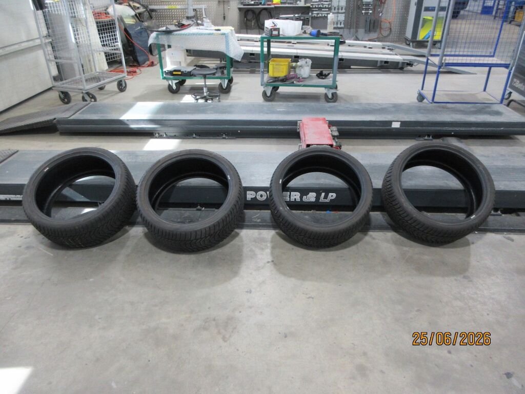 HANKOOK Winter CEPT Evo 3