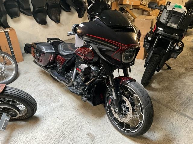 Harley-Davidson FLHXSE 1977 CVO Street Glide ABS
