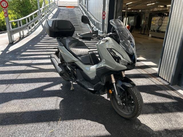 Honda ADV 350