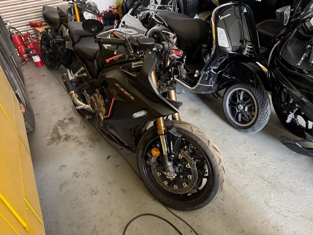 HONDA CBR 650 R