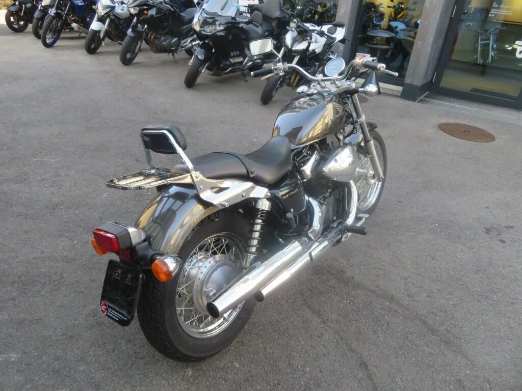 Honda - nur Zübehor - VT750 - nür zwei Chrom Schaldänpfer-