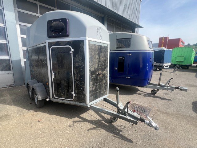 Humbaur HP2000 Pferdetrasportanhänger