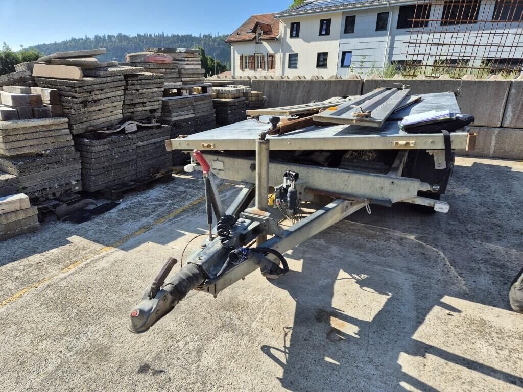 Humbaur HTK 3000