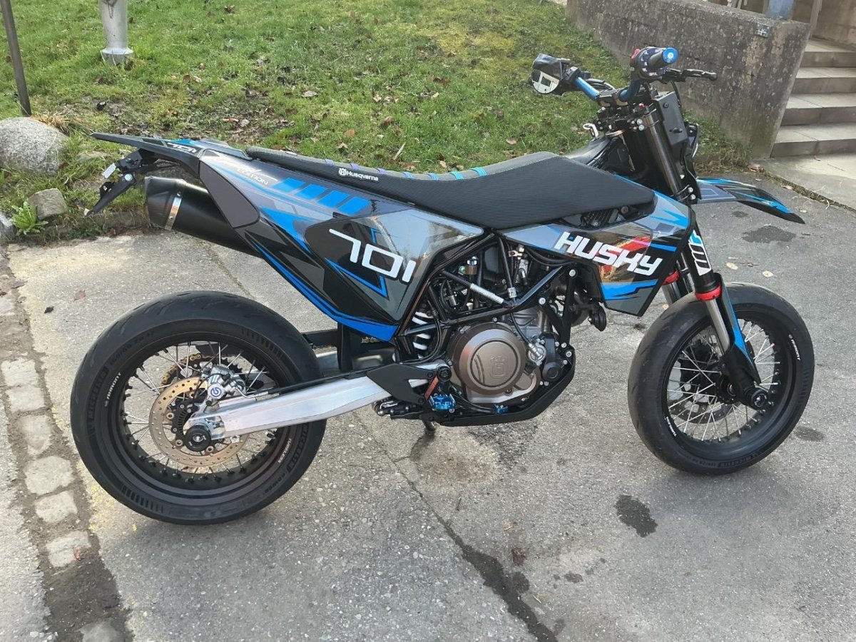 HUSQVARNA 701 Supermoto (35kW), 42 HP