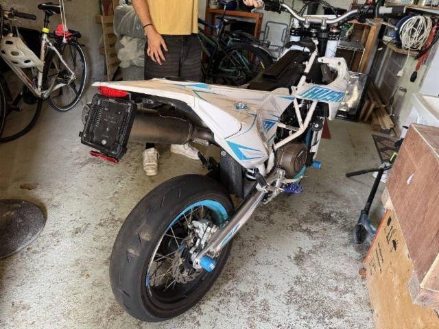 Husqvarna 701 Supermoto ABS Supermoto