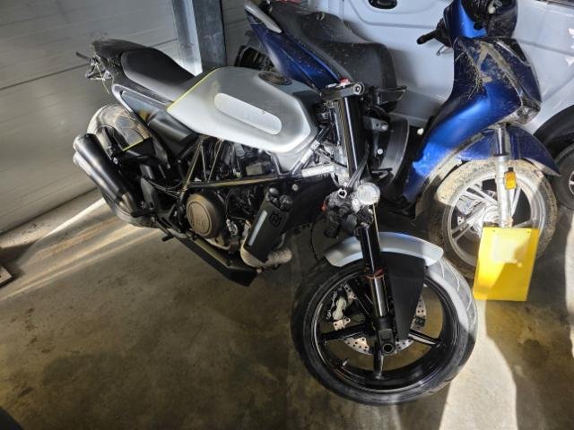 Husqvarna Vitpilen 701