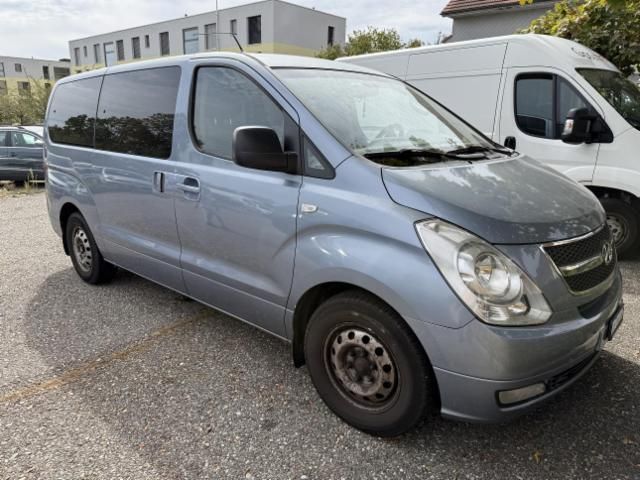 Hyundai H-1 People 2.5 CRDI