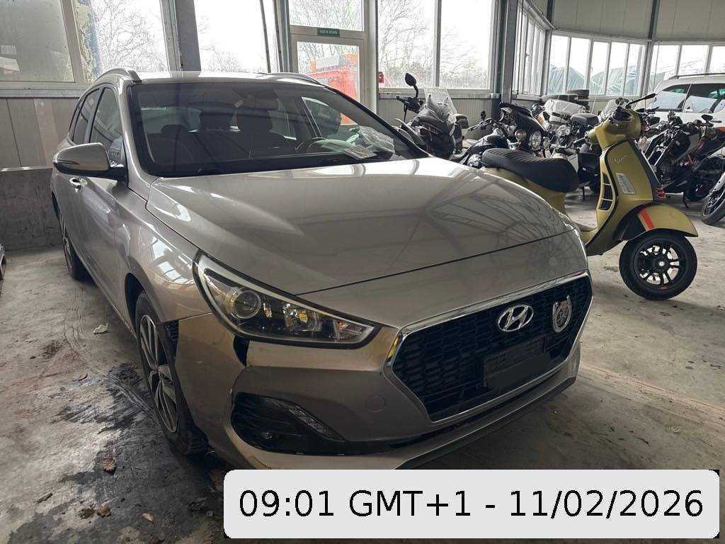 HYUNDAI i30 1.4 T-GDi Amplia, 140 HP