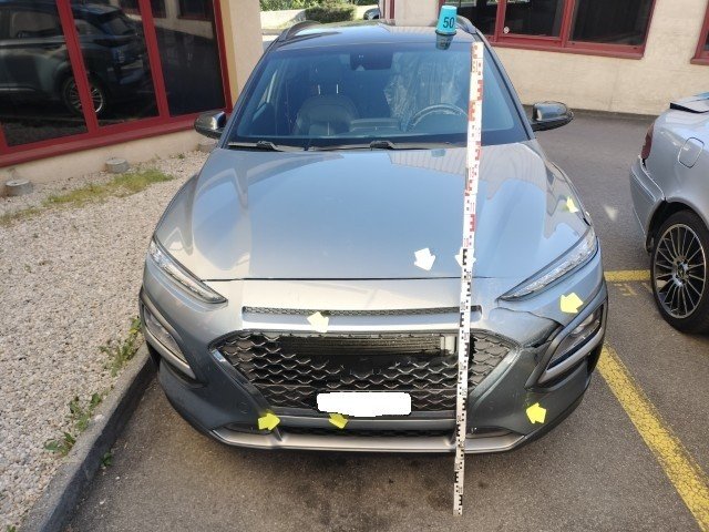 Hyundai KONA 1.6 CRDI AMPLIA 4WD SUV