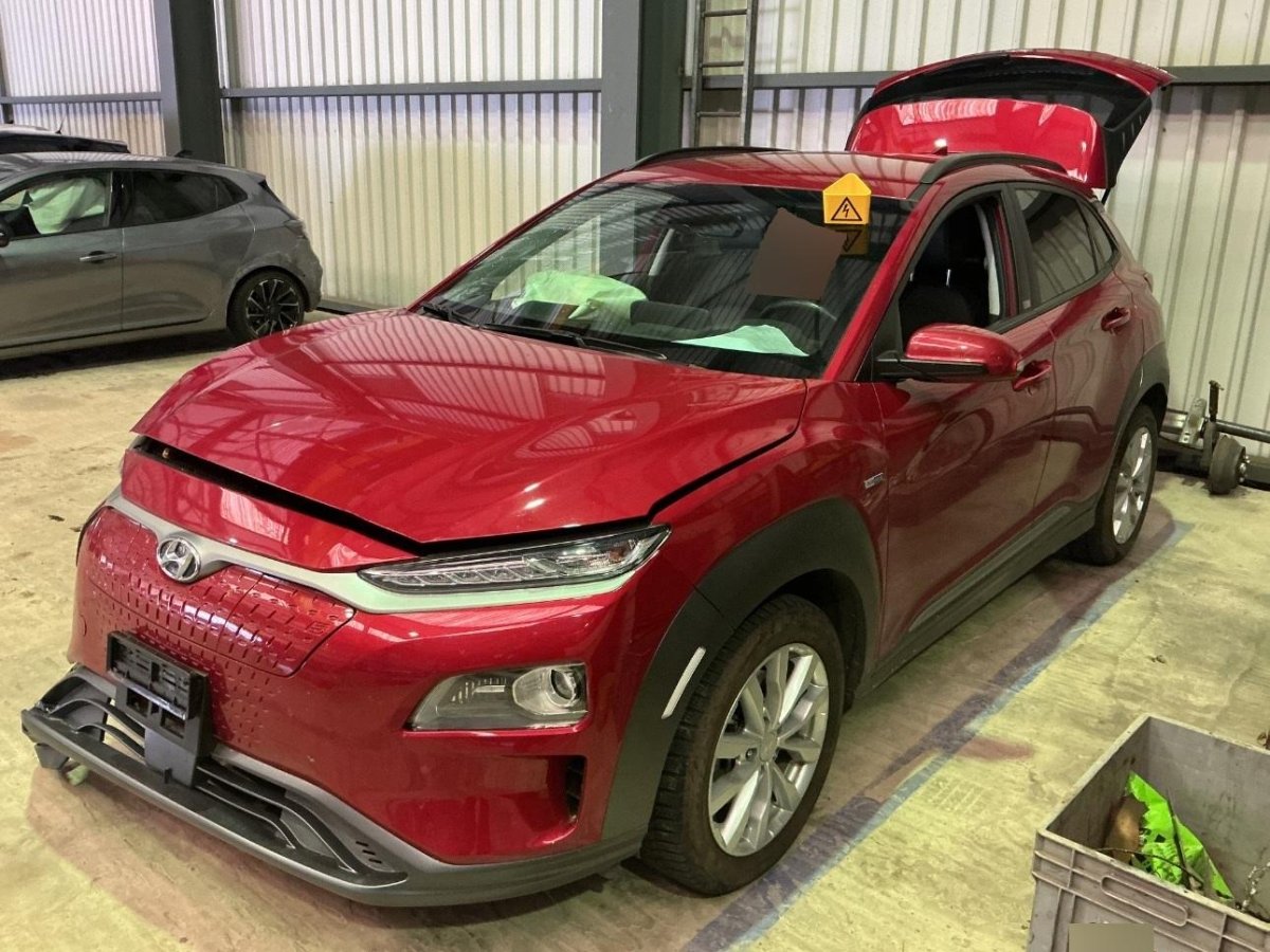 HYUNDAI Kona EV Vertex, 204 HP