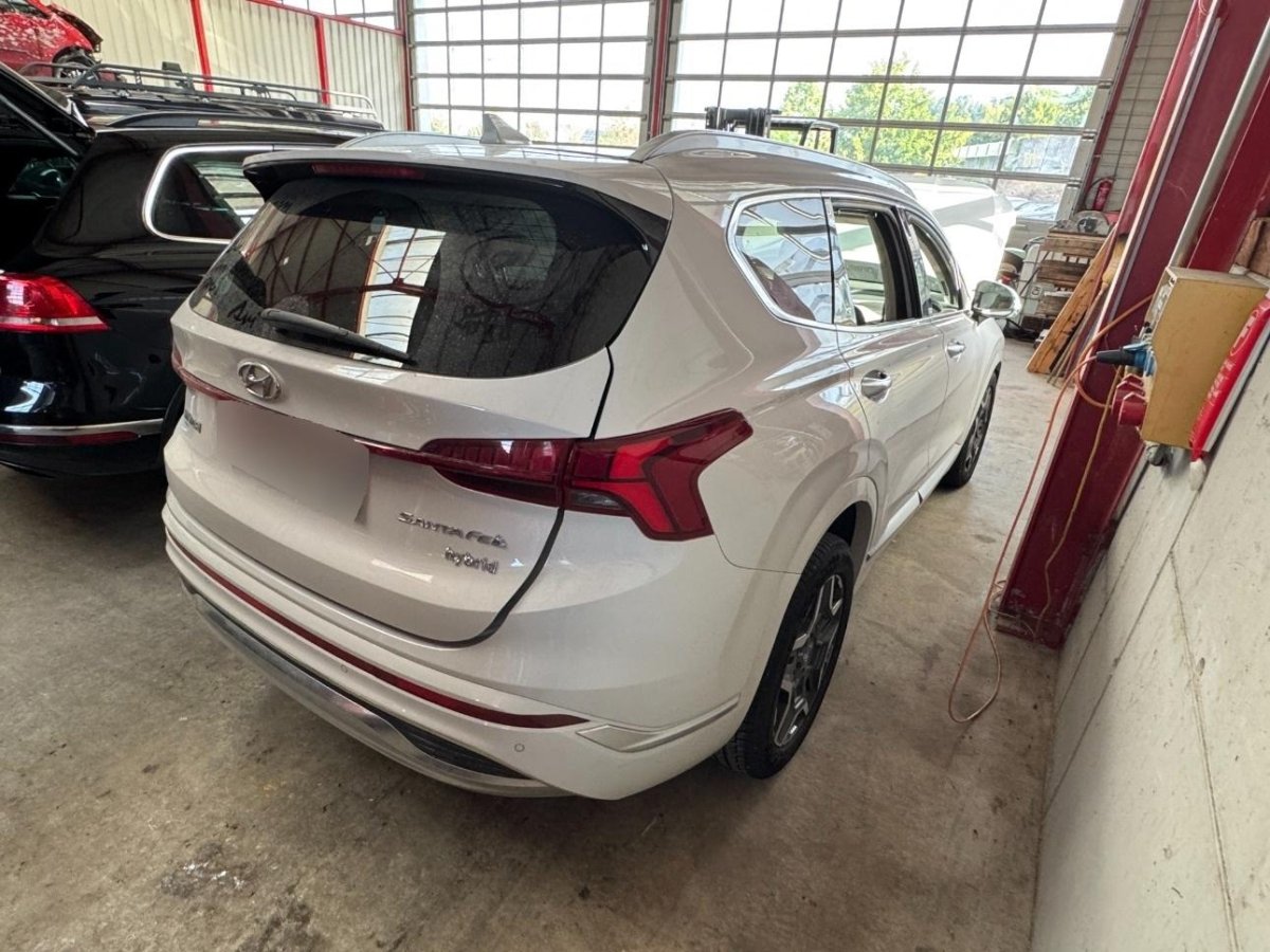 Hyundai Santa Fe 1.6 T-GDi HEV Vertex, 180 HP