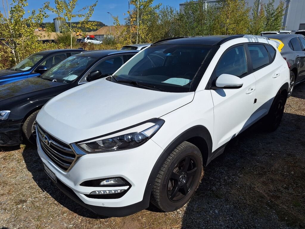 *Hyundai Tucson 2.0 CRDi 185 Plena 4WD