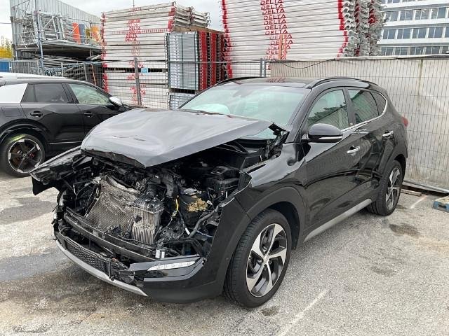 Hyundai TUCSON 2.0 CRDI VERTEX 4W SUV