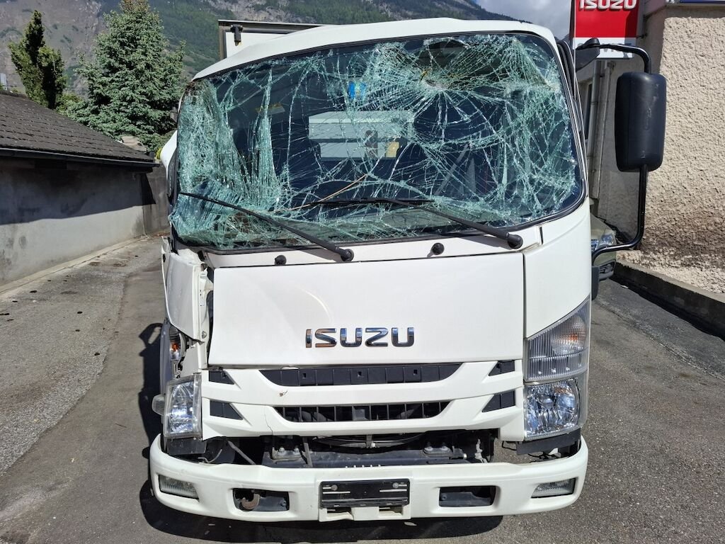 Isuzu M21 cab.-ch. E 1.9 Ddi TTh Single