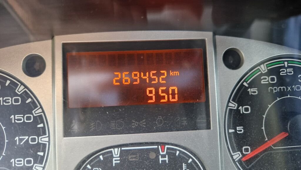 IVECO Daily 35 C 18 K.-Ch. 3750 3.0 HPT 176