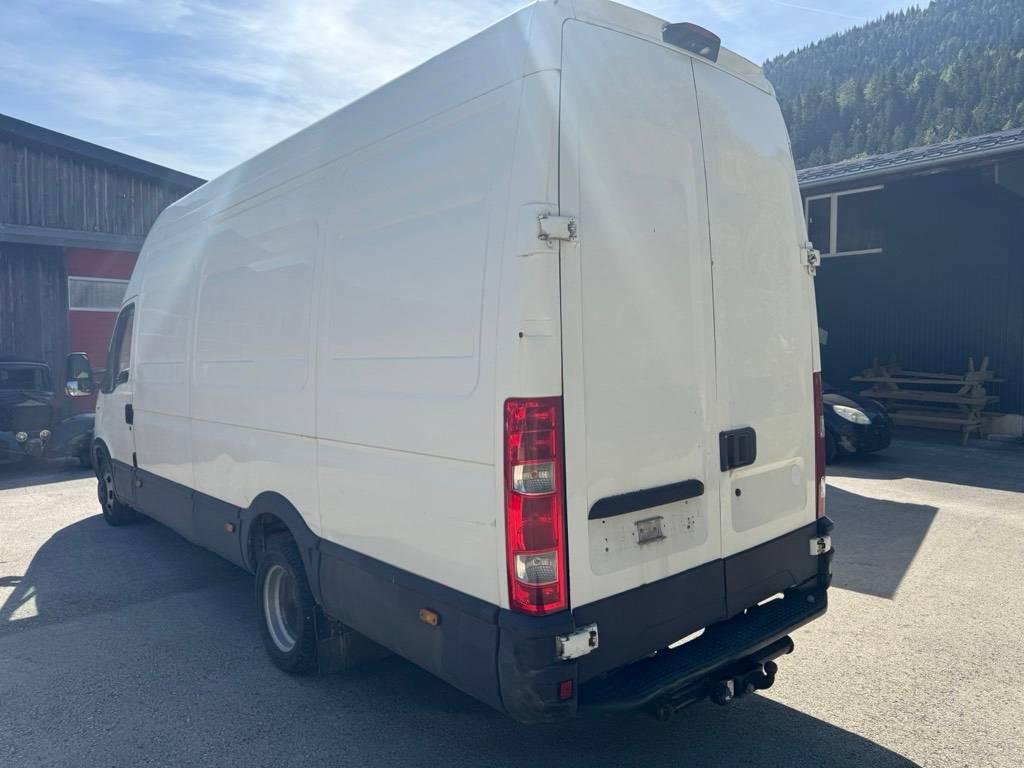 Iveco Daily Fourgon Daily 35 C .. 3.0, 176 HP