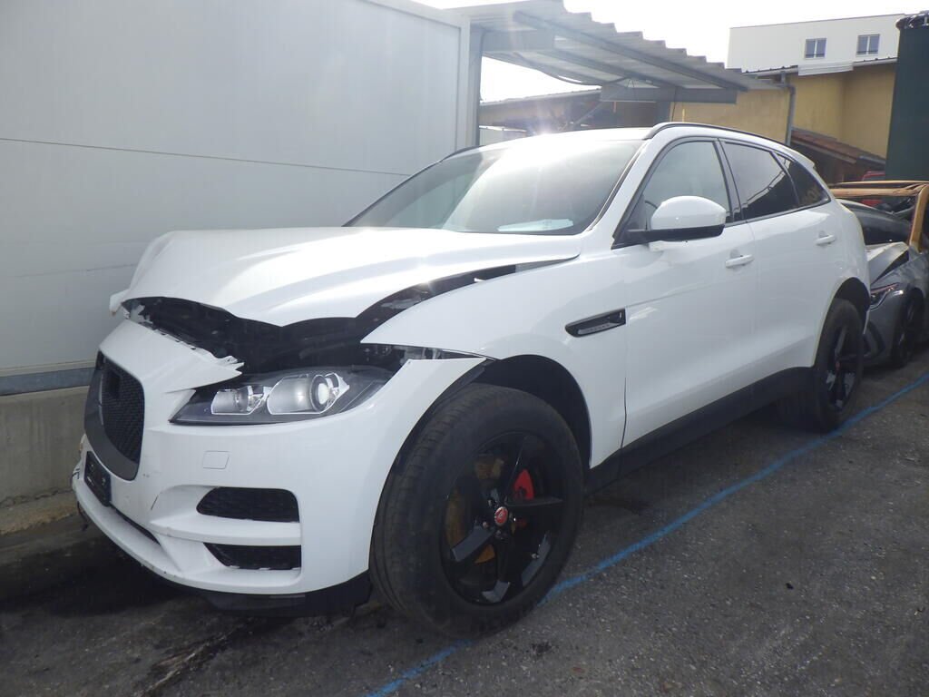 JAGUAR F-Pace 25d Prestige Advantage AWD Automatik