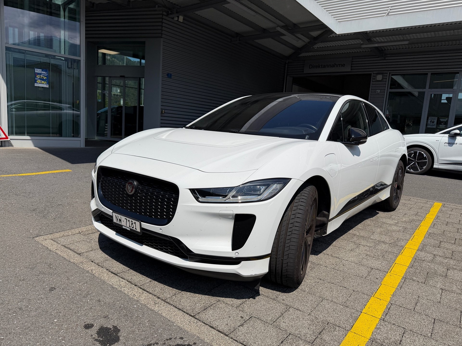 JAGUAR I-Pace EV400 AWD