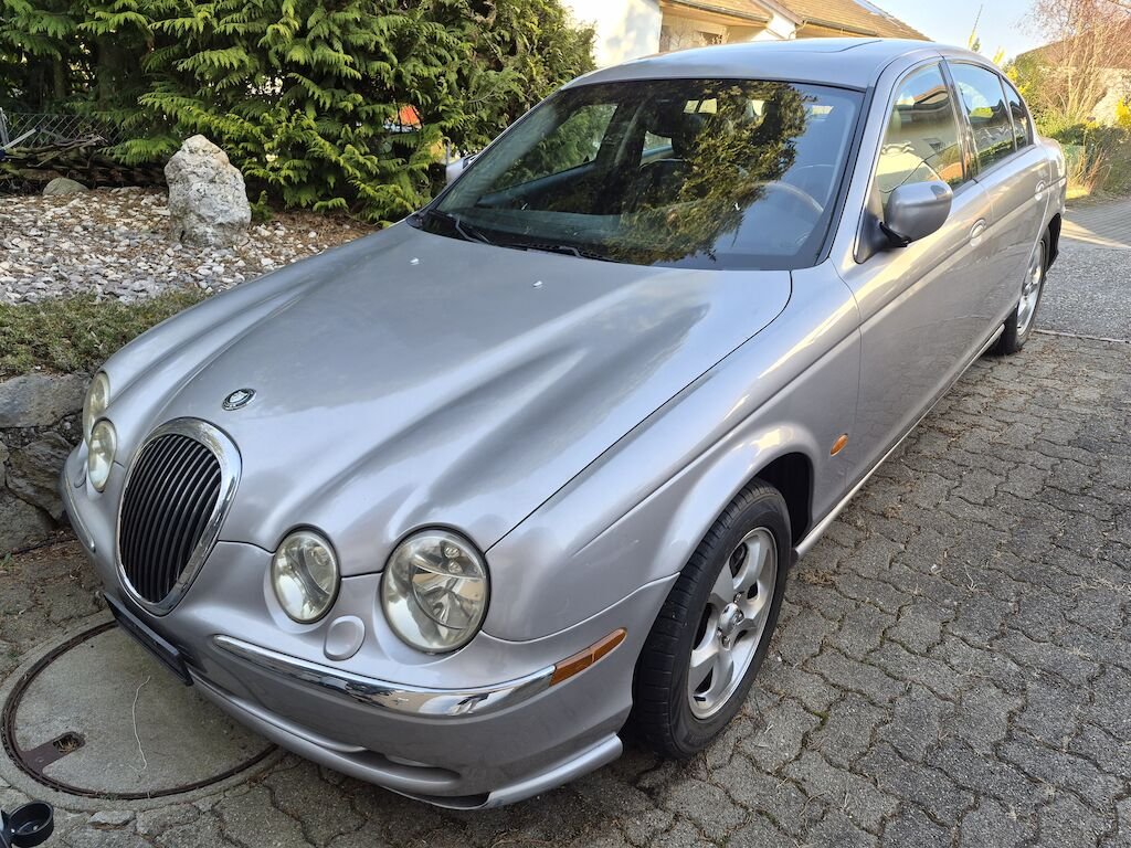 Jaguar S-Type 3.0L V6