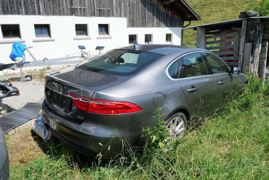Jaguar XF 20d AWD Portofino