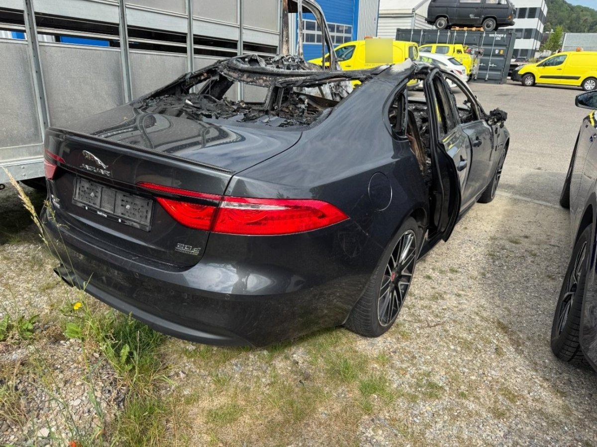 Jaguar  XF R-Sport, 180 HP