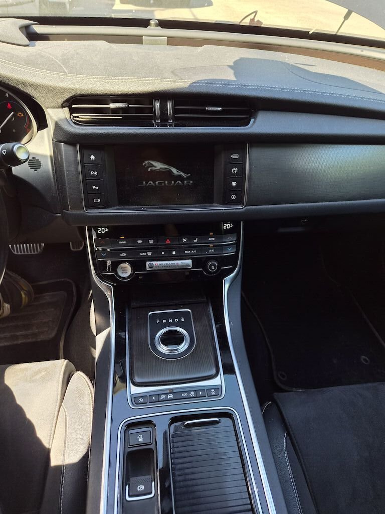 Jaguar XF S AWD