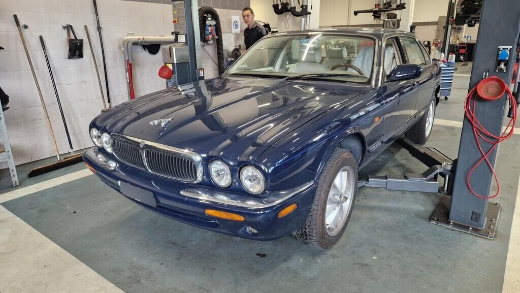 Jaguar XJ8 V8 4.0 Executive