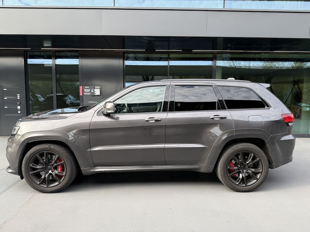 Jeep Grand Cherokee SRT