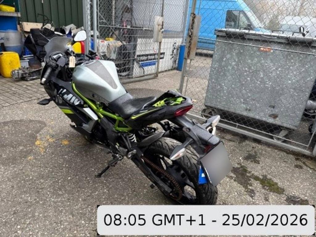 KAWASAKI Ninja 125ABS, 15 HP