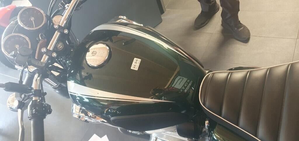 KAWASAKI W 800 Cafe