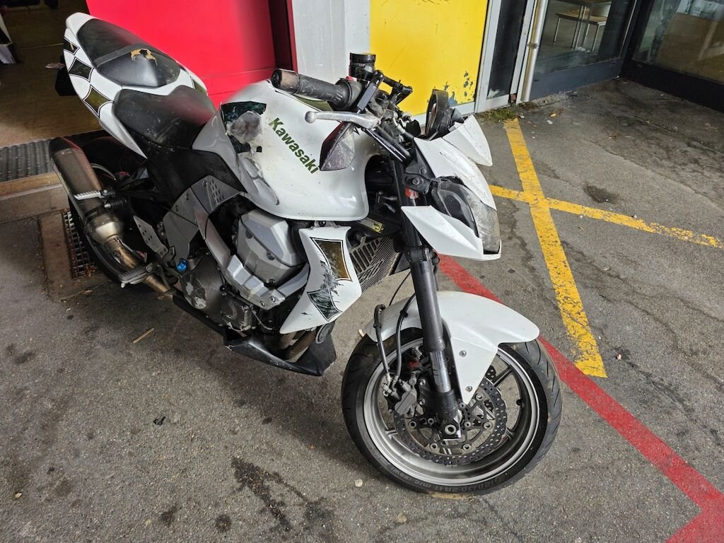 Kawasaki Z750 25kW