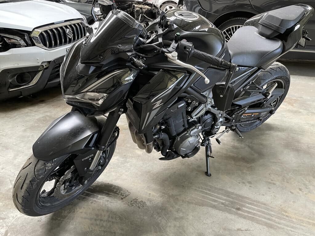 Kawasaki Z900