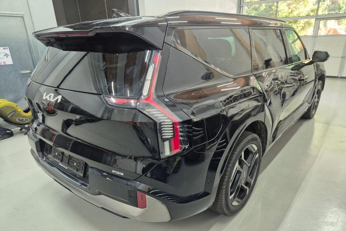 Kia EV9 99.8 kWh GT 4x4 Relaxation 6P, 508 HP