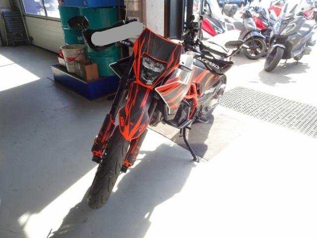 KTM 390 SMC R ABS 690 Duke