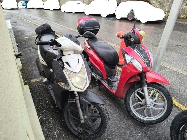 Kymco AGILITY 125 4-T 16'' Scooter