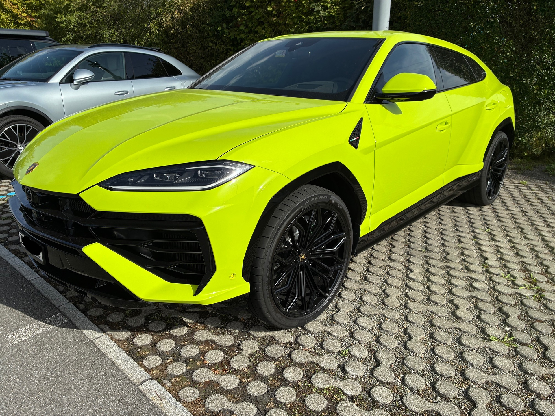 LAMBORGHINI Urus 636 SE