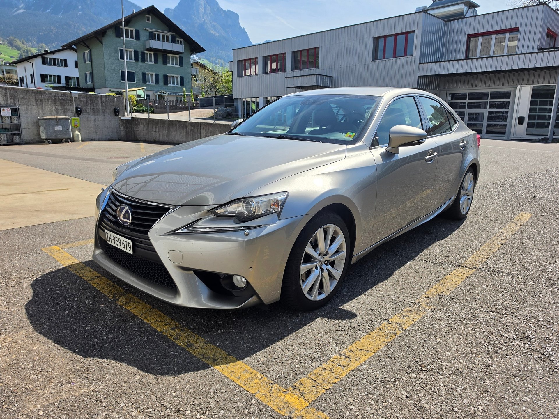 LEXUS IS 300H