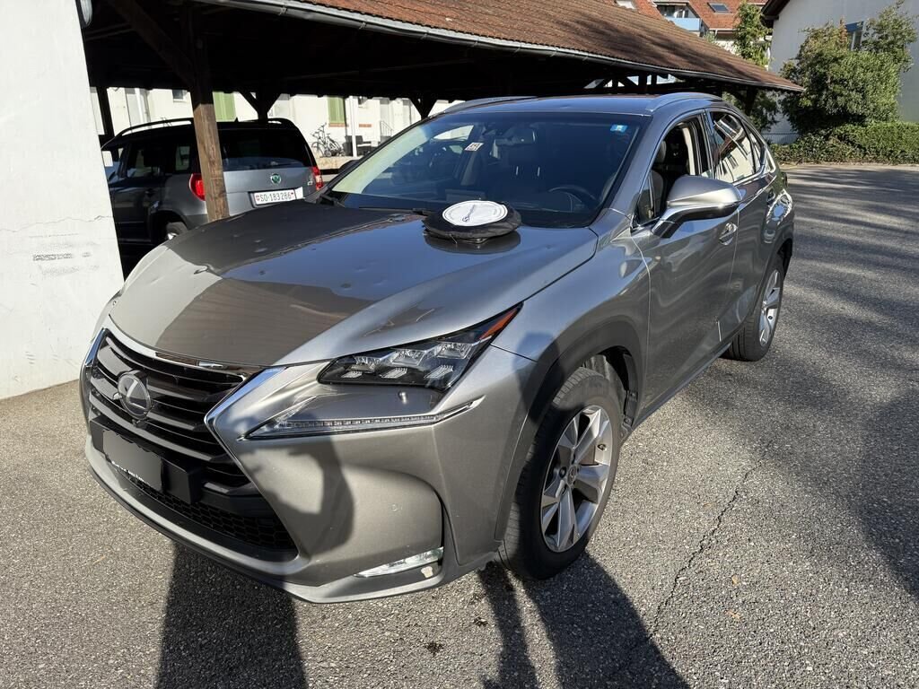 Lexus NX 300h