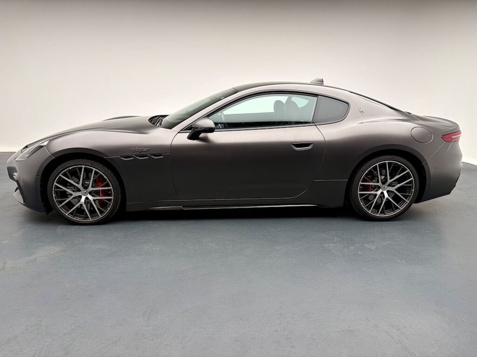MASERATI GranTurismo Trofeo Automatica - Grigio Maratea Matte