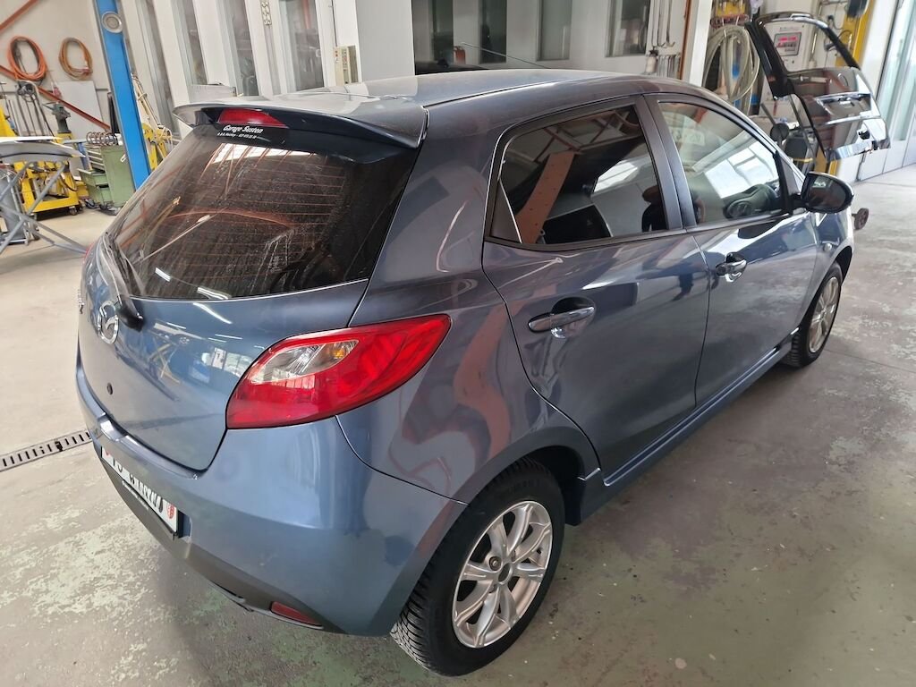 MAZDA 2 1.5i 16V Sport