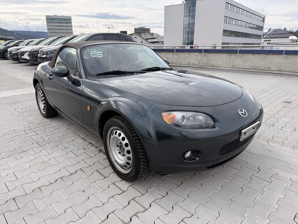Mazda MX-5 Roadster 2.0 Sport