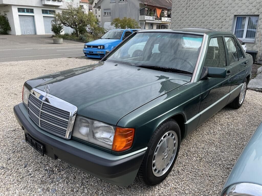 Mercedes-Benz 190 2.3E